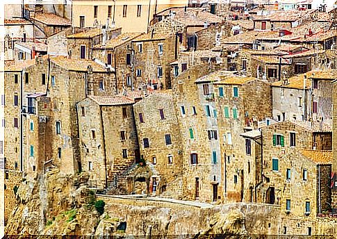 Pitigliano houses in Tuscany