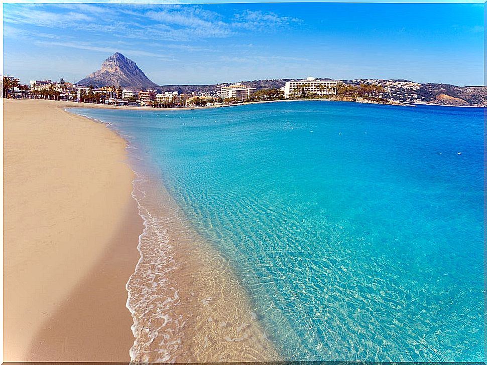 Arenal beach in Jávea