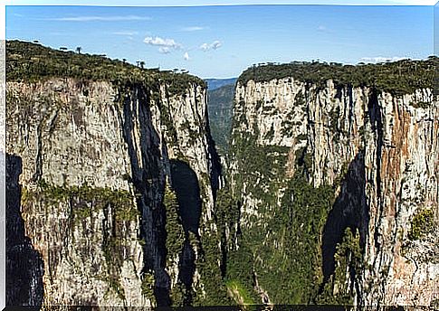 Gorge in the Itaimbezinho Canyon