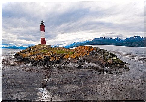 Les Eclaireurs Lighthouse