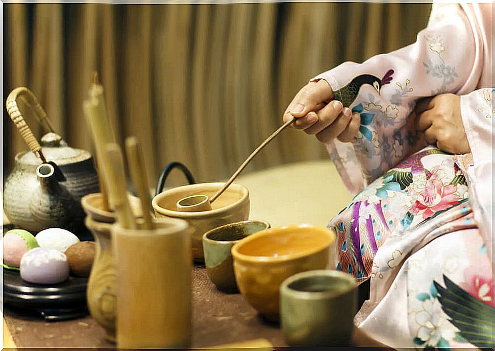 Utensils for the tea ceremony