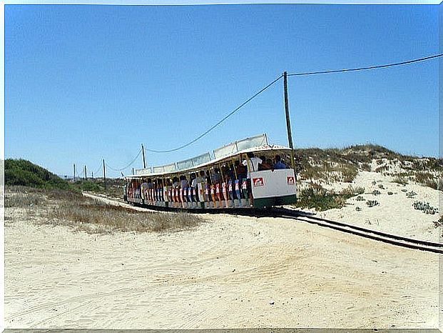 Transpraia train in Costa Caparica