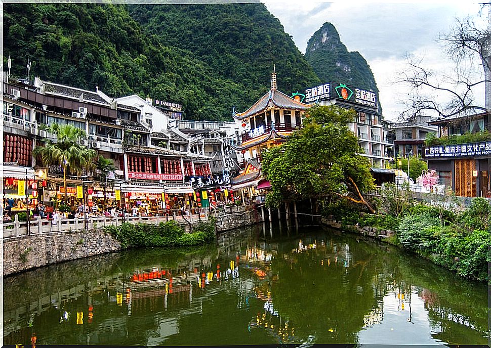 Yangshuo lake