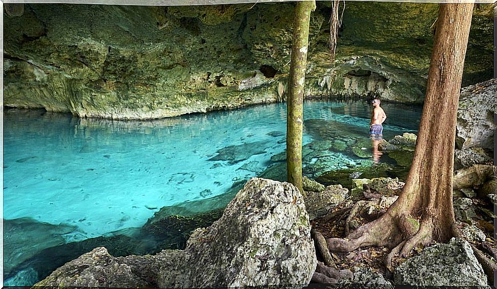 Cenote Dos Ojos in Mexico