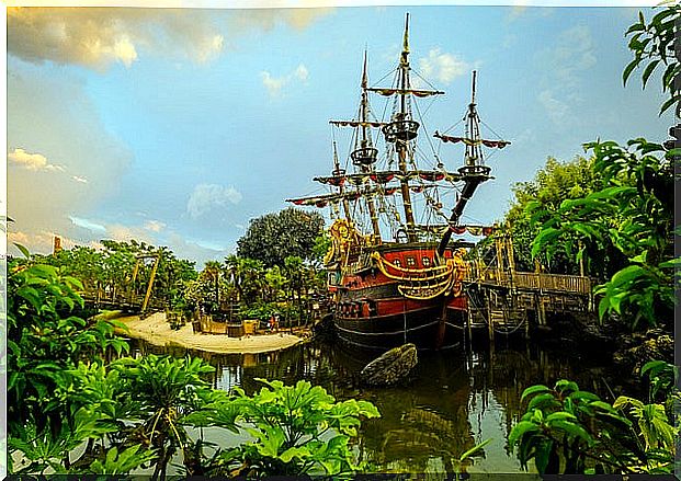 Pirate ship at Disneyland Paris