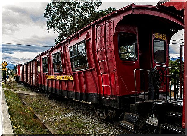 Ecuador cruise train