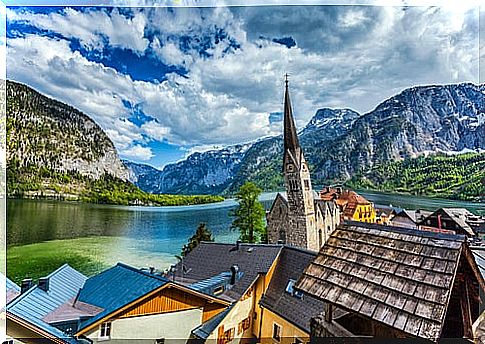 Hallstatt: history, beauty and magic in a unique corner