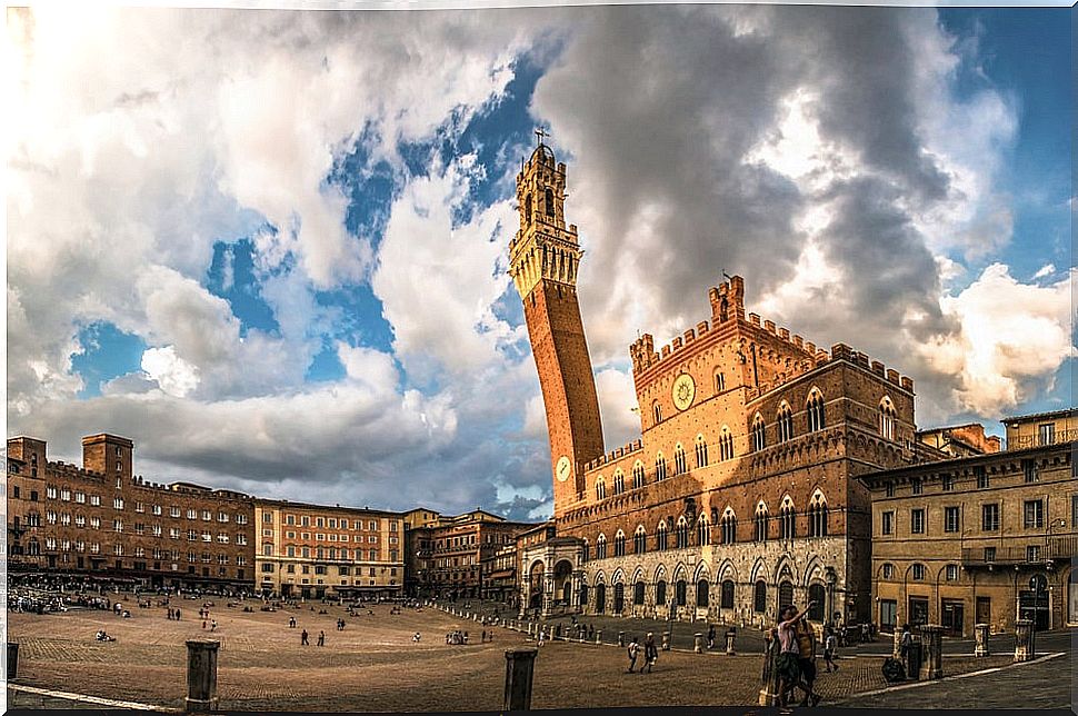 Siena Field Square in Tuscany