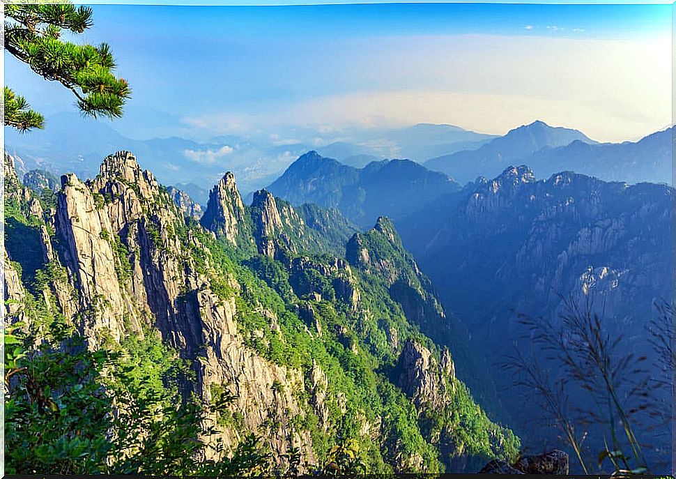 The Yellow Mountains are one of the movie locations in China.