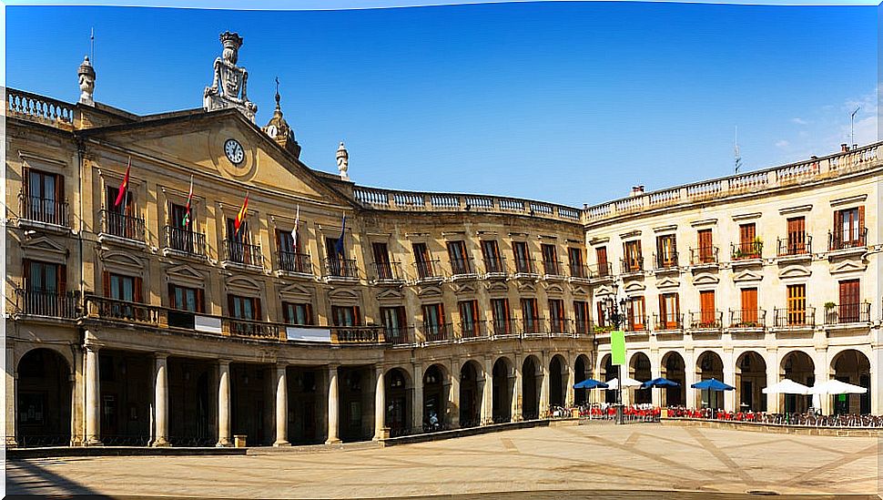 Plaza de España in Vitoria: discover the heart of the city