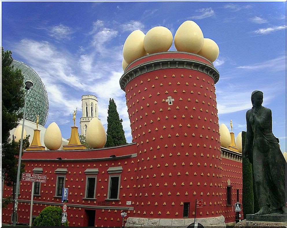 Salvador Dalí and the museums of his work in Spain