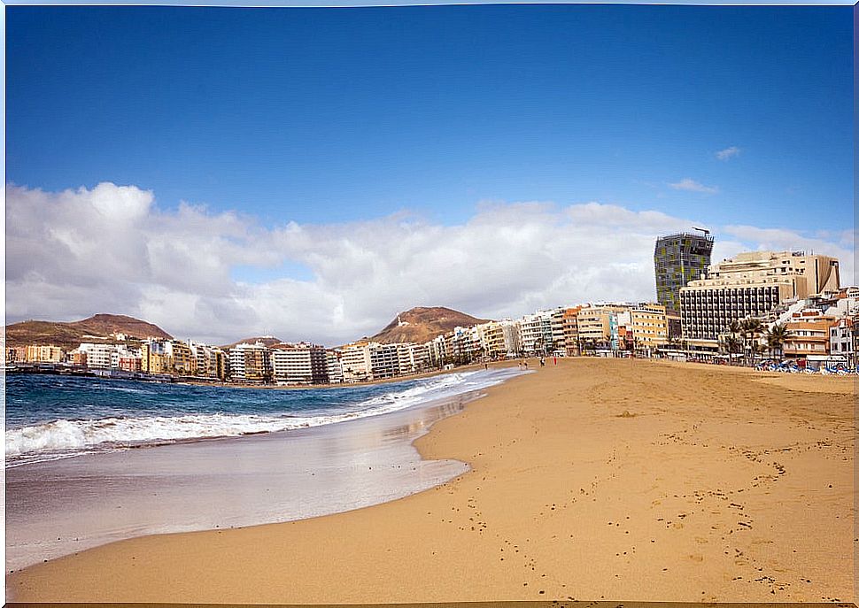 Las Canteras beach in Las Palmas