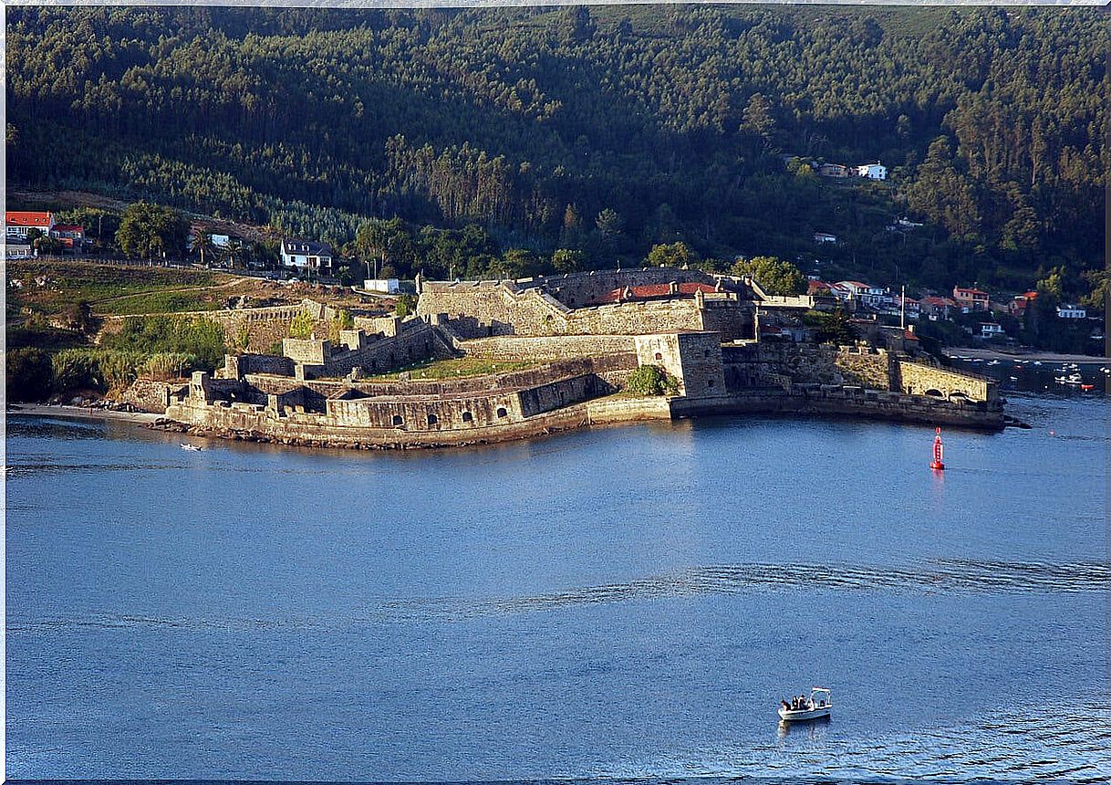 San Felipe is one of the castles in Galicia that are still preserved.