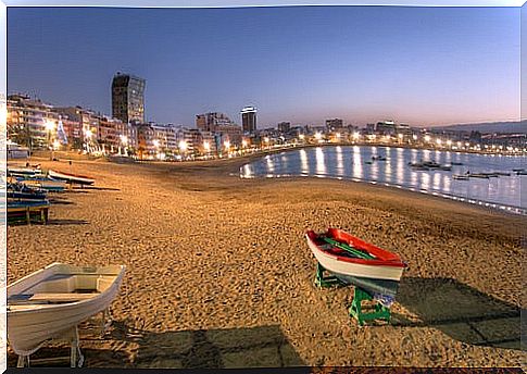 Las Canteras Beach