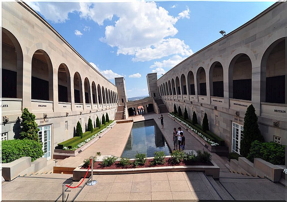 Central courtyard of the War Memorial