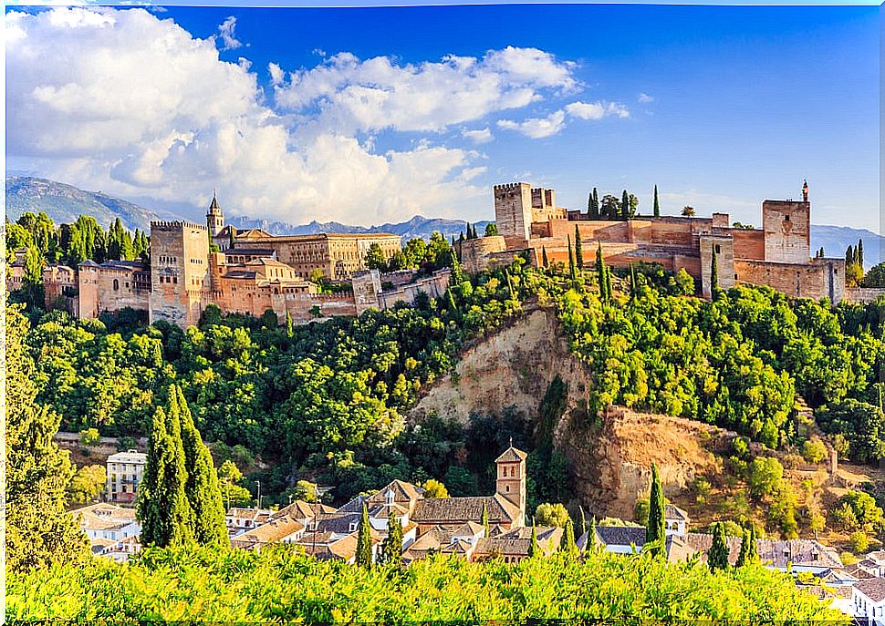 The best time to visit the Alhambra in Granada