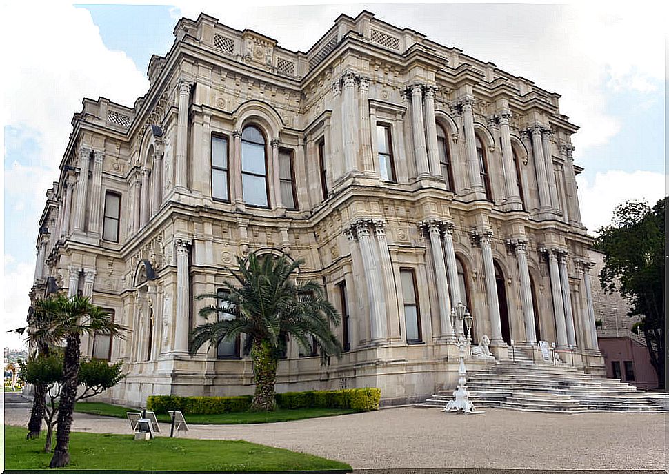 View of the Beylerbeyi Palace in Istanbul