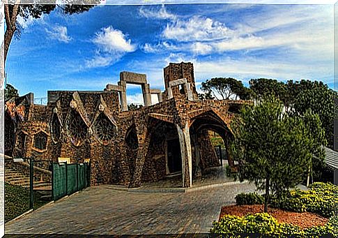 The crypt of Colonia Güell, Gaudí's greatest secret