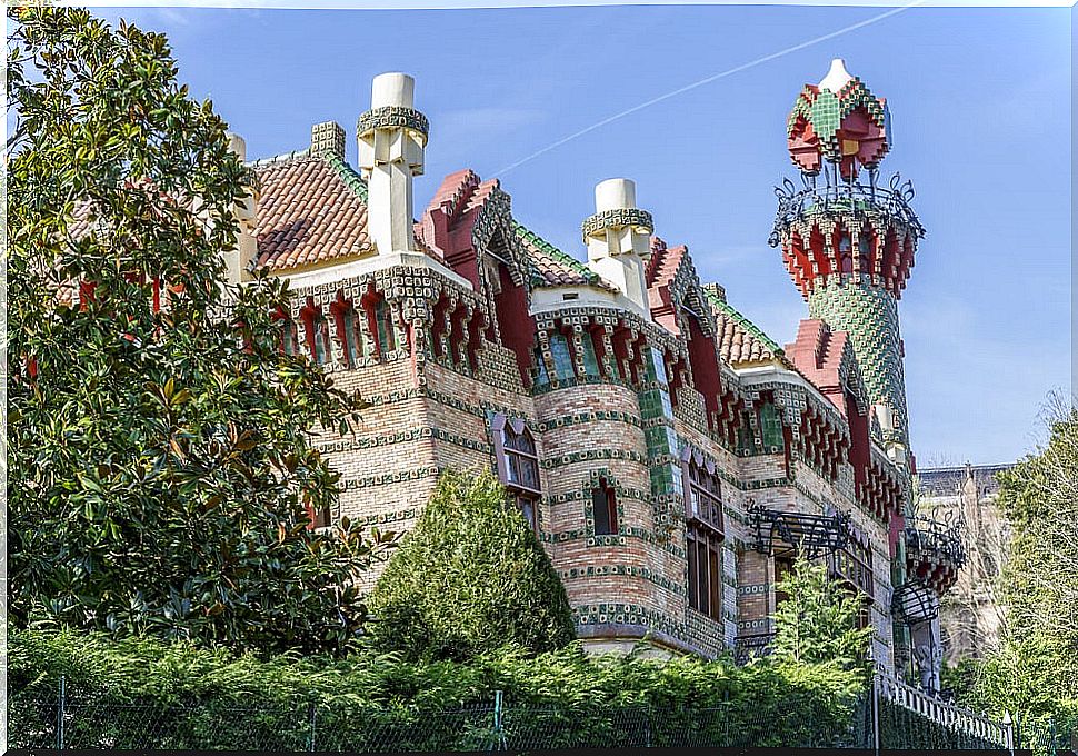 Facade of El Capricho by Gaudí