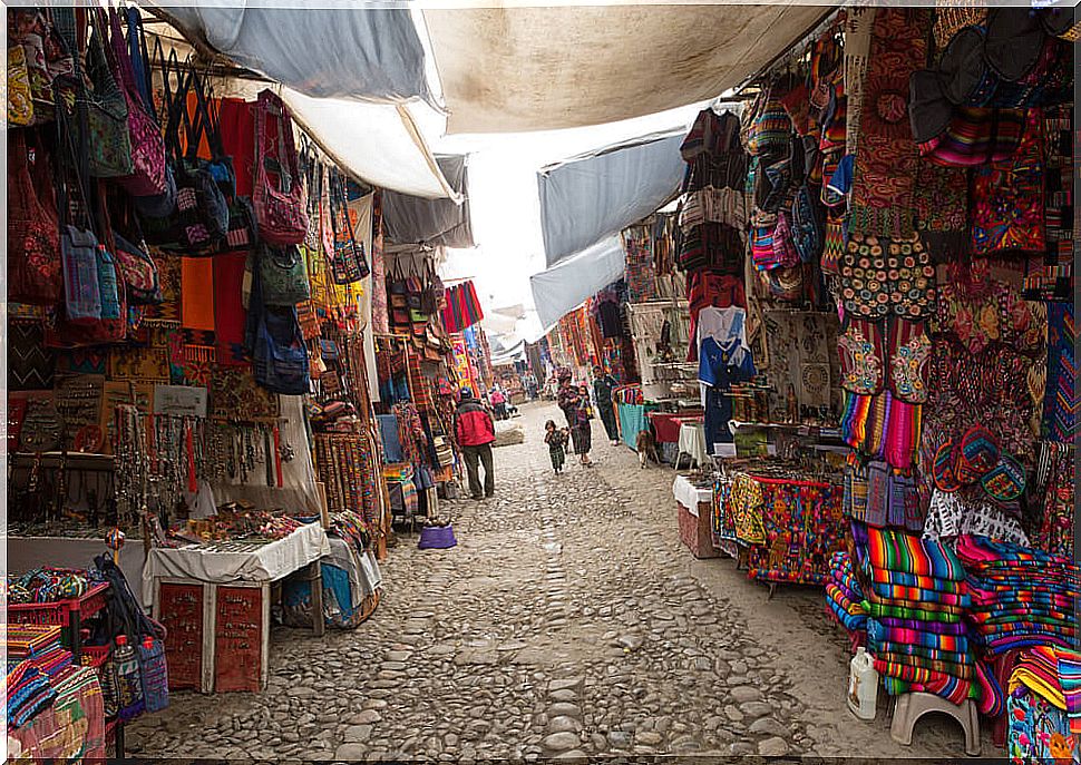 Chichicastenango: a colorful indigenous market