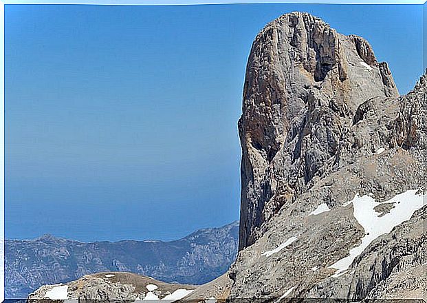 Naranjo de Bulnes