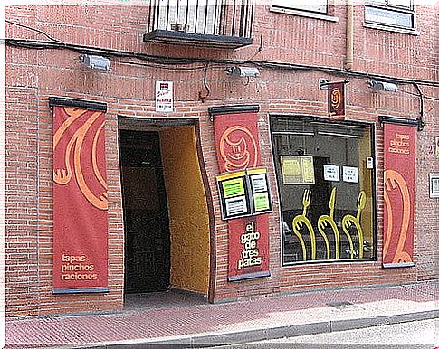 The Three-Legged Cat Alcalá de Henares